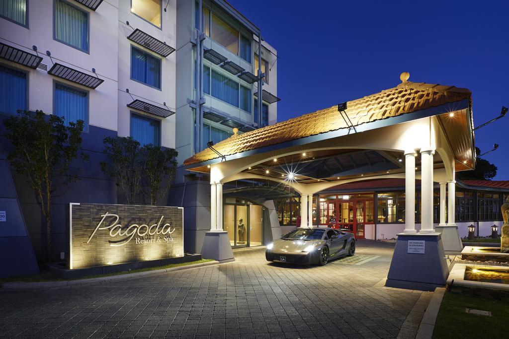 Pagoda Resort y Spa Perth Exterior foto